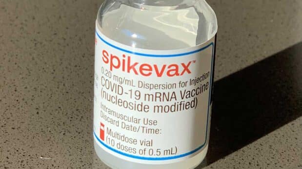 ‘Long COVID’ or COVID-19 Vaccine Injury? 25 Moderna's "Spikevax" mRNA COVID-19 vaccine (Photo by Miguel Tremblay/Licensed under CC BY 4.0)