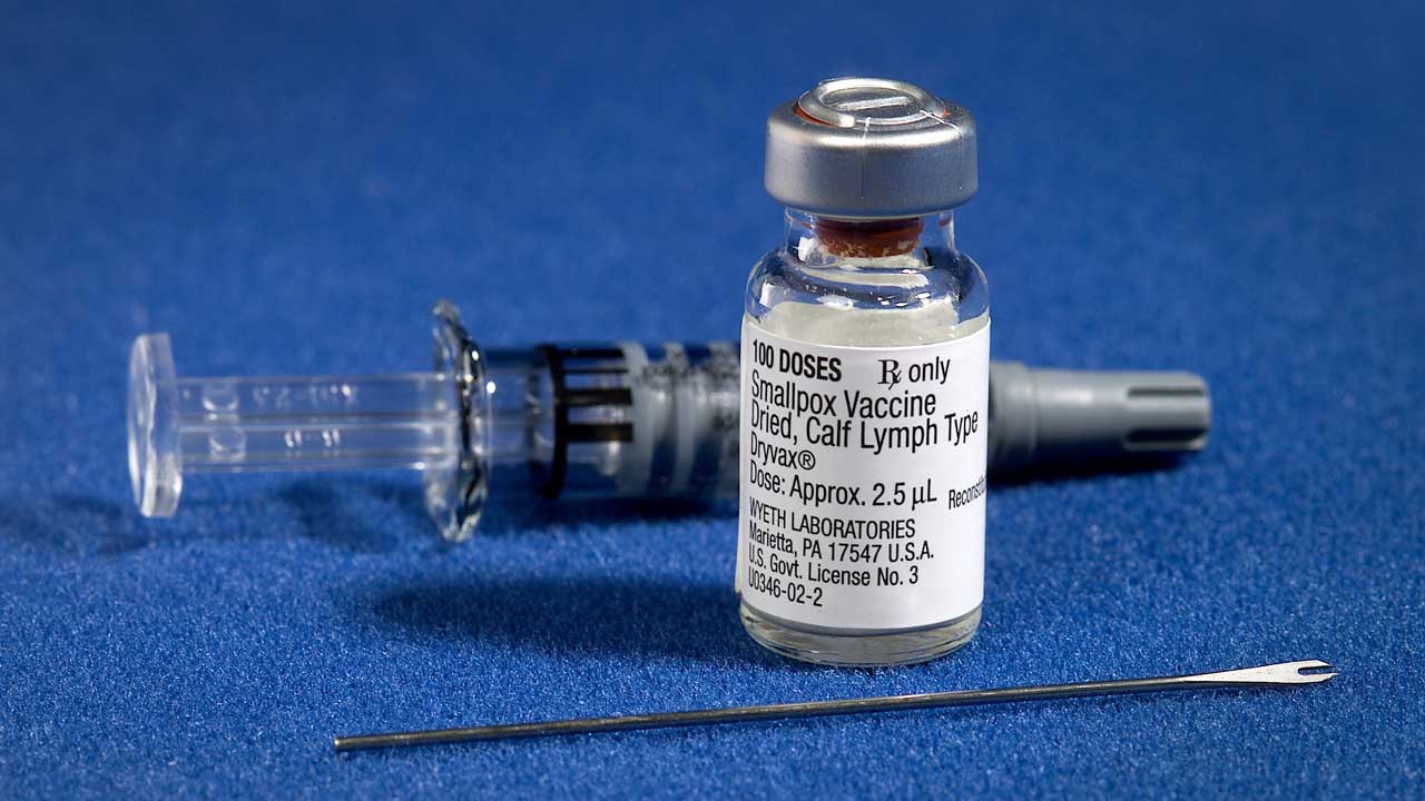 Vaccinia (smallpox) vaccine (Photo by CDC/Public Domain)