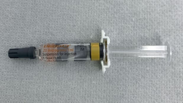 The CDC's Universal Infant HepB Vaccination Recommendation Is Unsupported by Safety Data 55 GSK's Engerix-B HepB vaccine (Photo by Whispyhistory/Licensed under CC BY-SA 4.0)